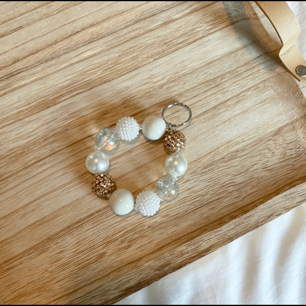 •Keychain•